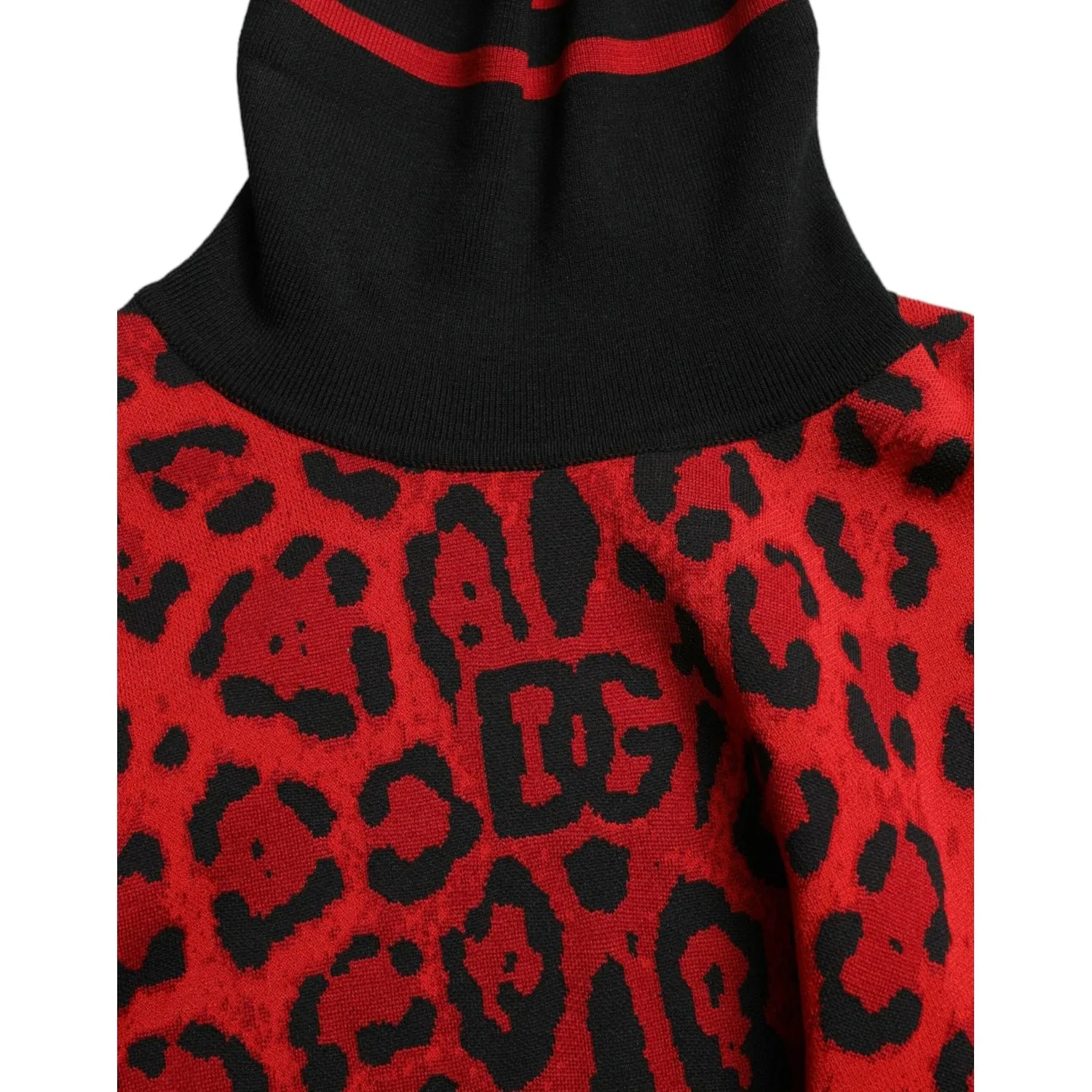 Dolce & Gabbana Elegant Leopard Turtleneck Sweater