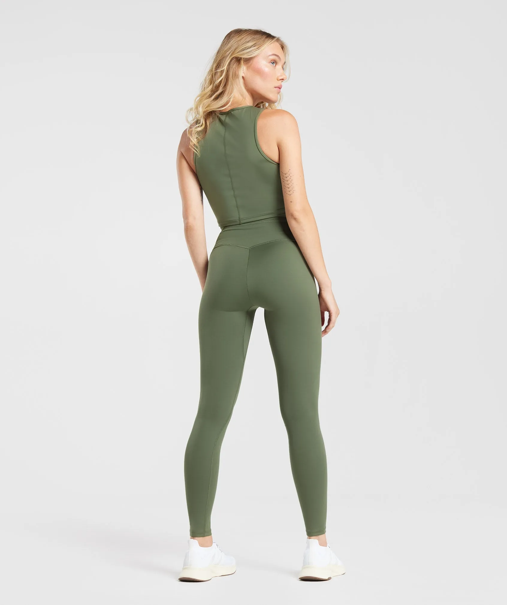 Gymshark Everyday V Waistband Leggings - Core Olive