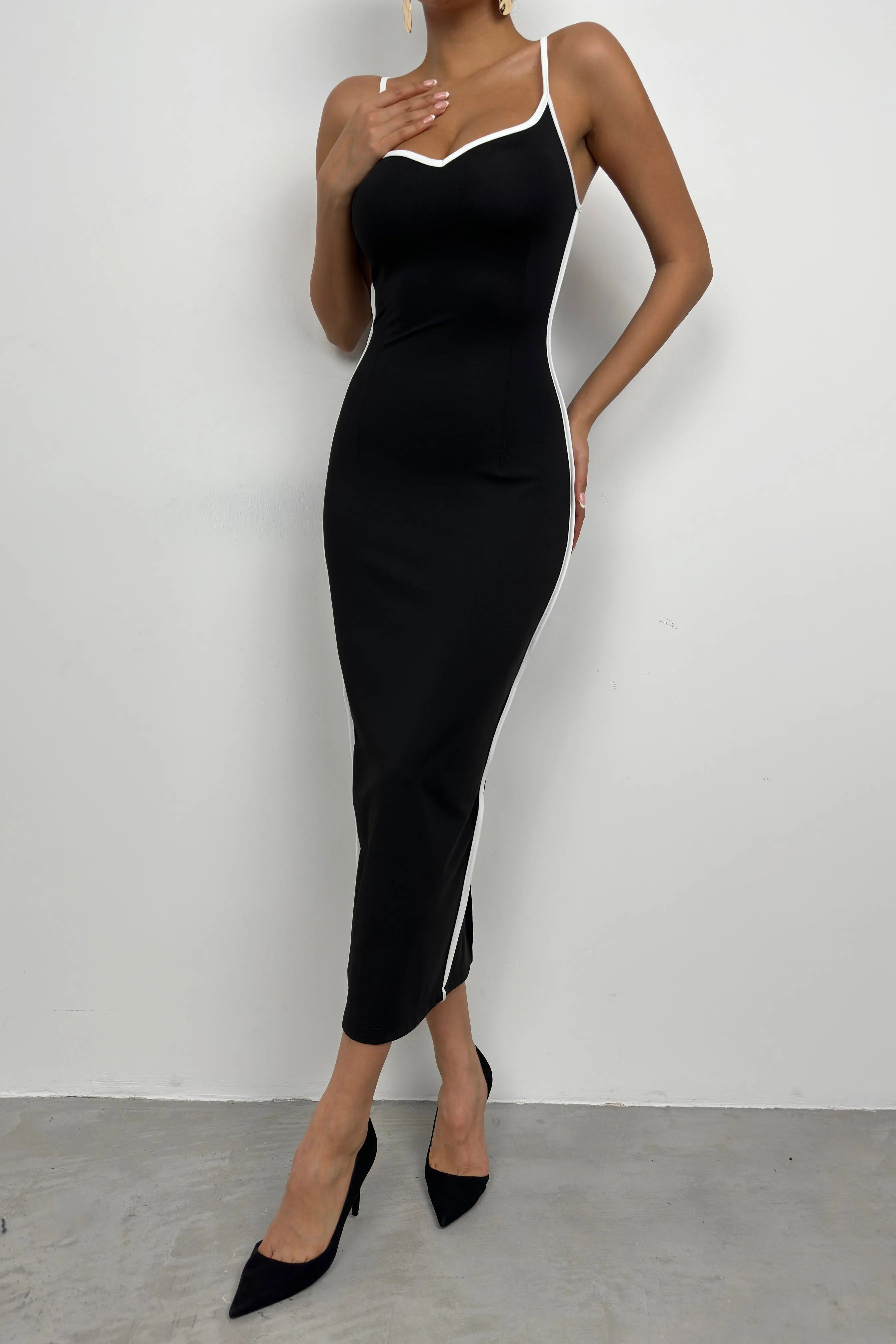 Line Detail Bodycon Maxi Dress