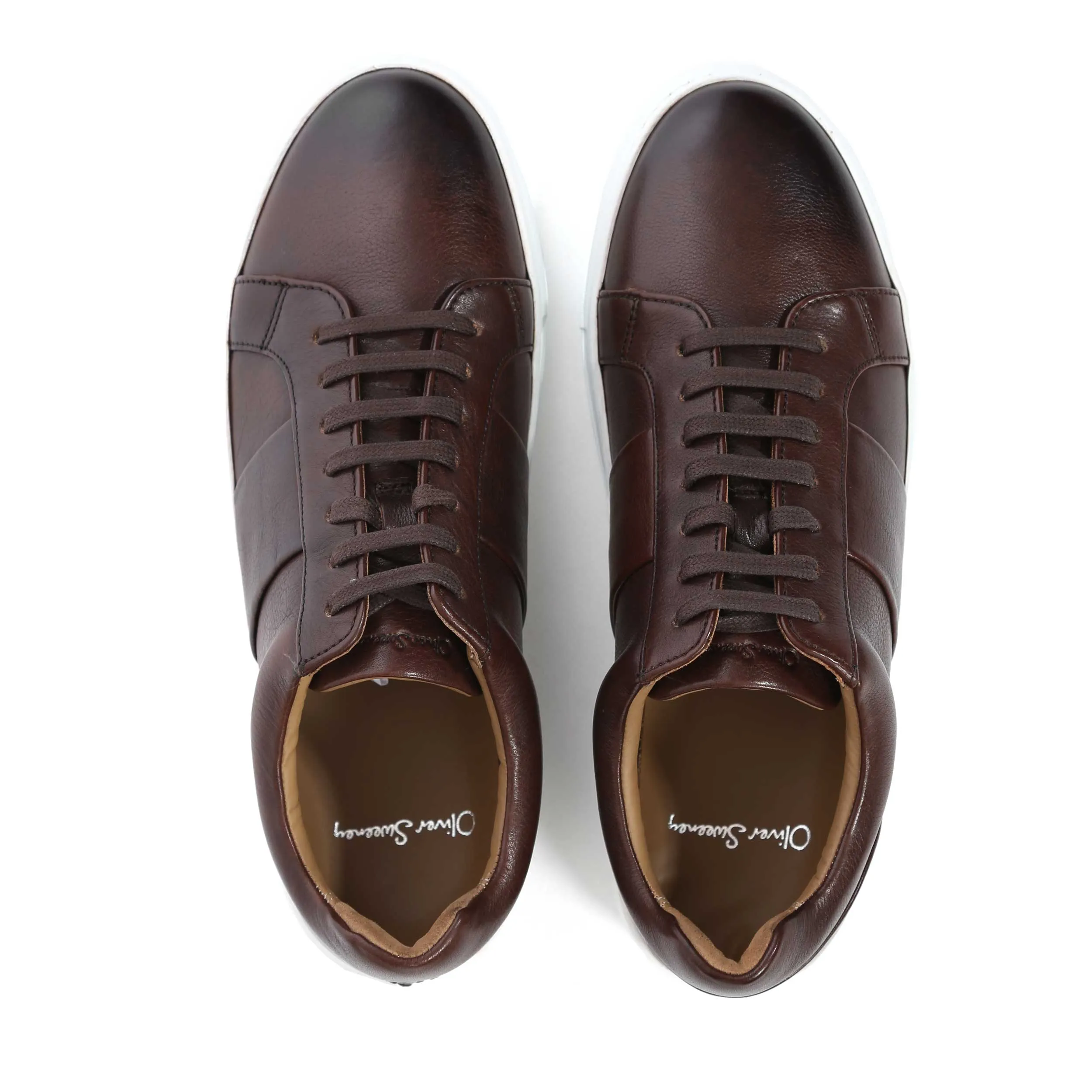 Oliver Sweeney Kendal Trainer in Brown